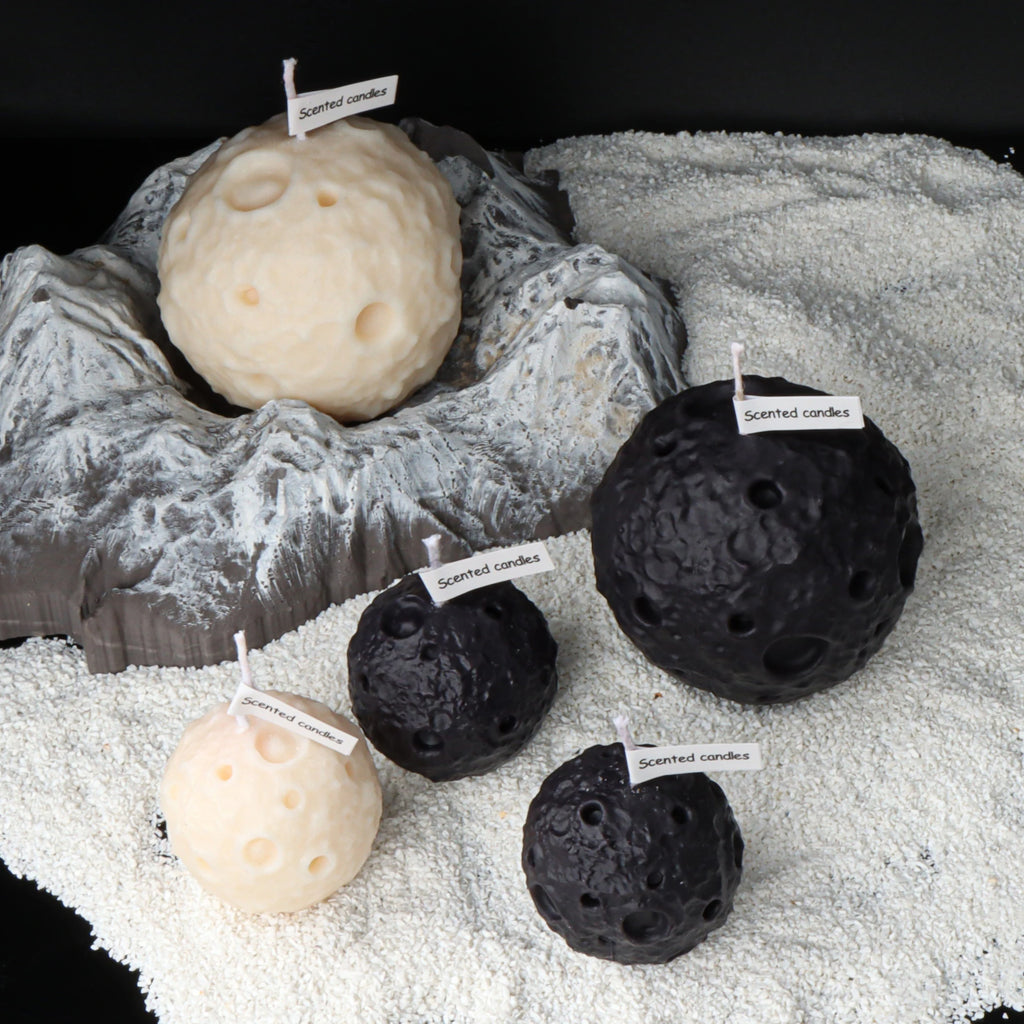 Creative Gifts Moon Shaped Scented Soy Wax Candle Set Perfect Family Bedroom Decoration Handmade Gifts