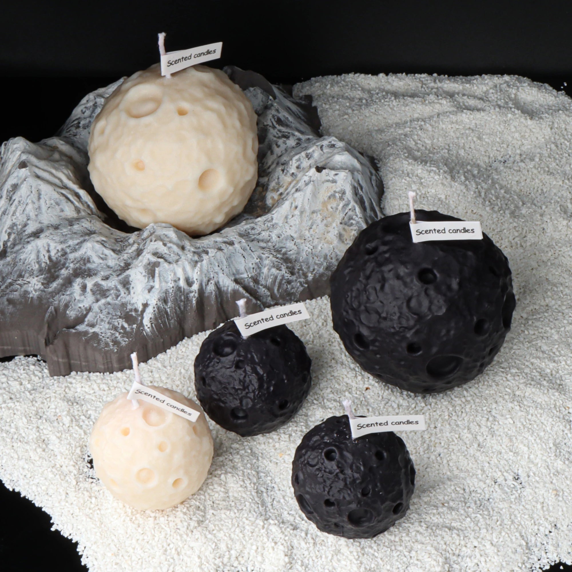 Creative Gifts Moon Shaped Scented Soy Wax Candle Set Perfect Family Bedroom Decoration Handmade Gifts