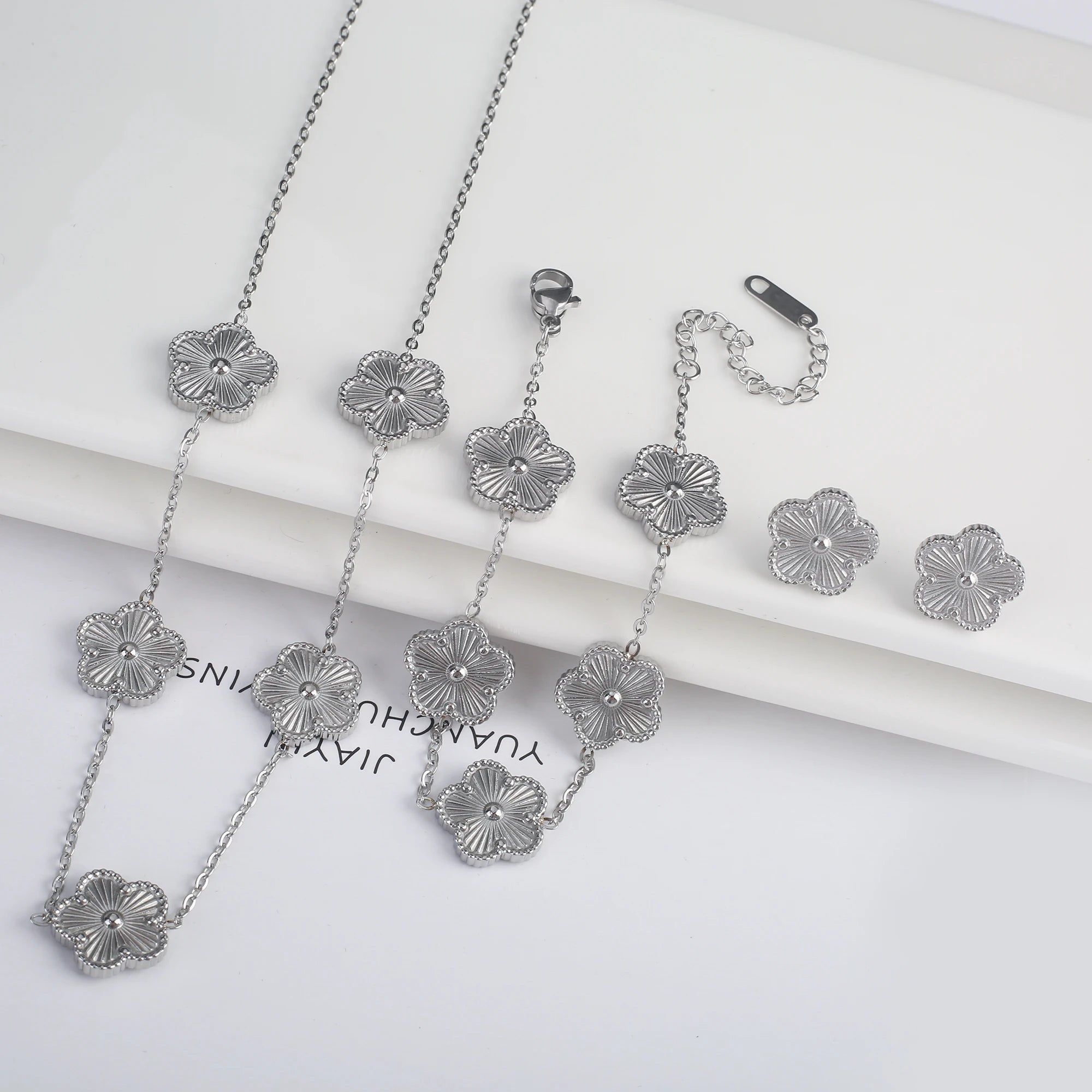 316 Stainless Steel Flower Five Leaf Necklace Bracelet Earrings 18K Gold Plated Jewelry Set