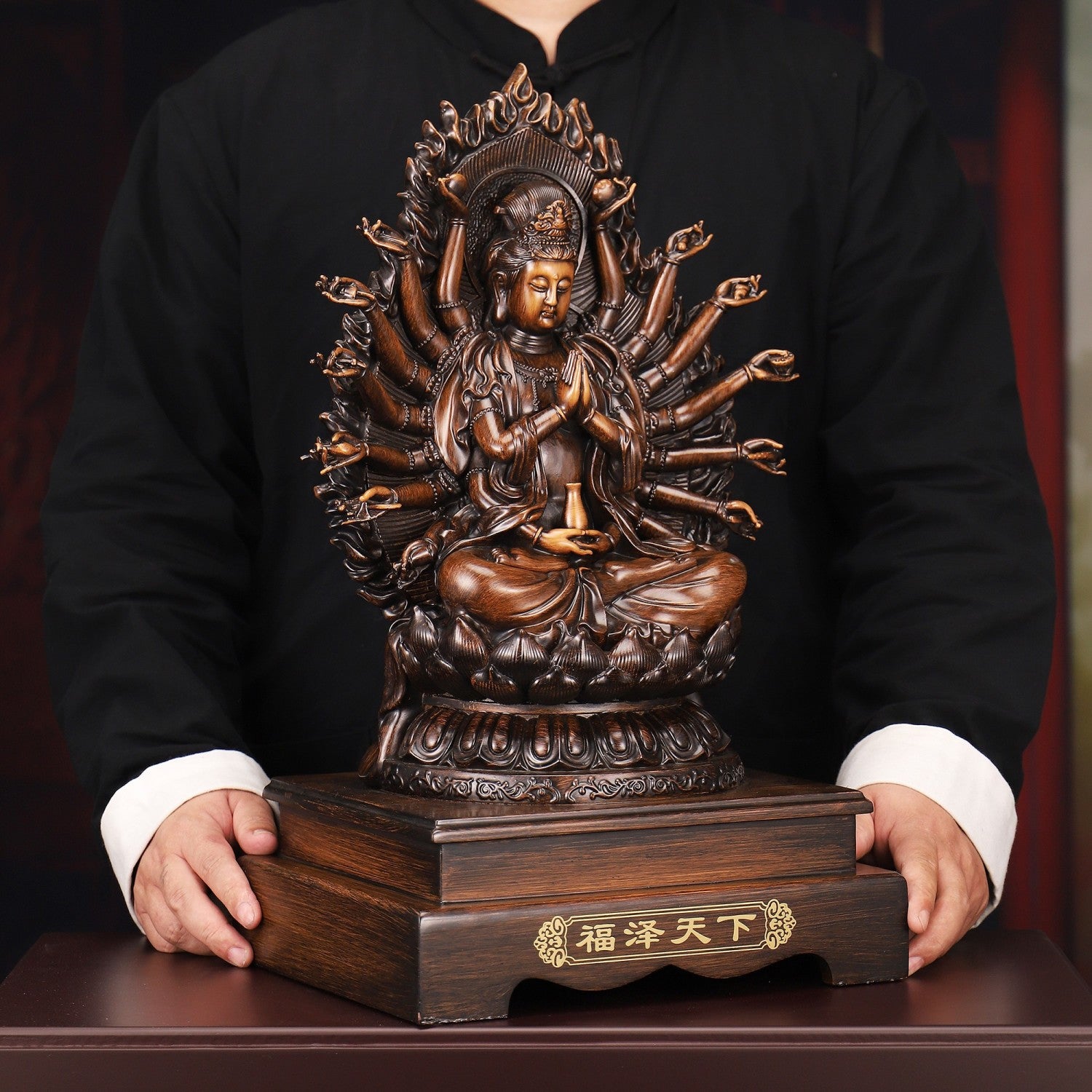 Goddess of Mercy Bodhisattva to  Attract Wealth Thousand-handed Goddess of Mercy Statue Craft Home Decor Office Gift Ritual