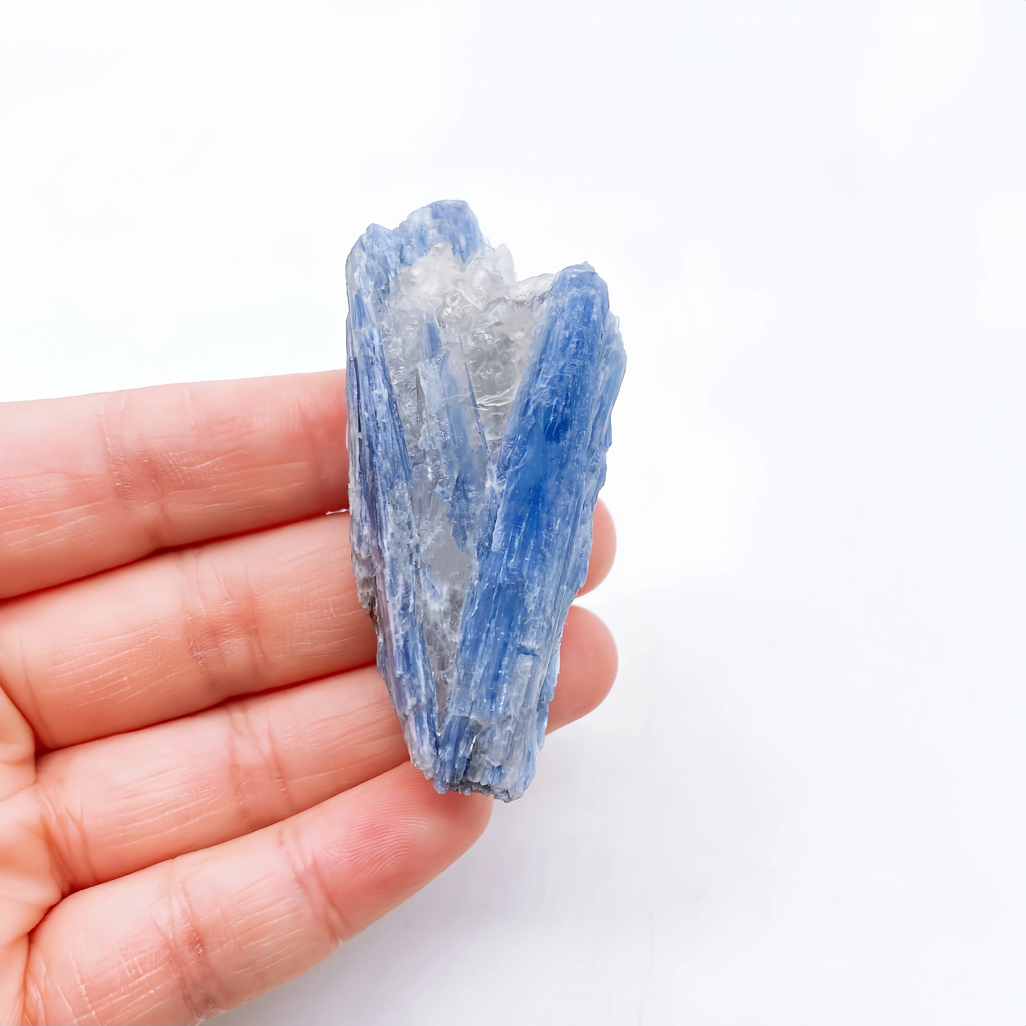 Natural Mineral Kyanite Crystal Rough Stone Raw Witchcraft Ritual Reiki Healing Wicca Spiritual