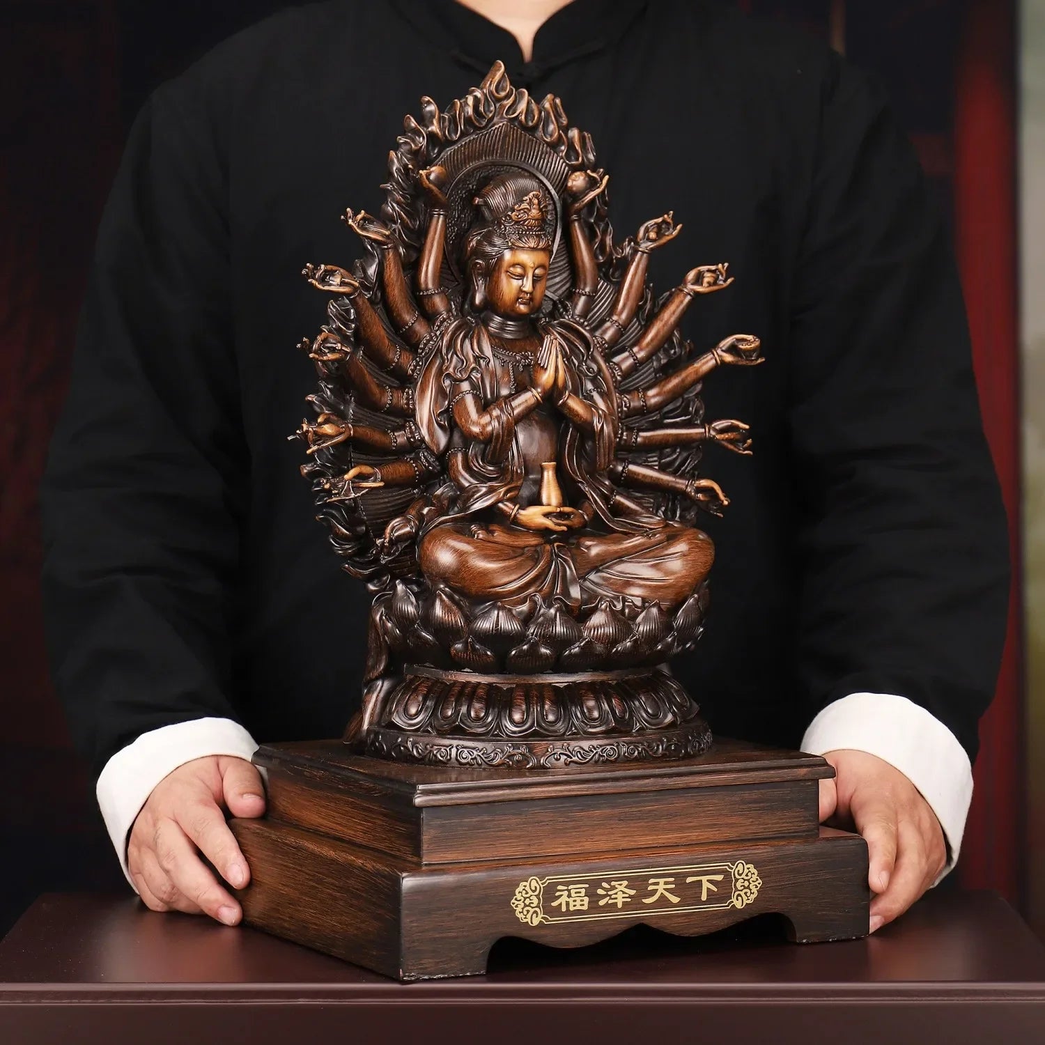 Goddess of Mercy Bodhisattva to  Attract Wealth Thousand-handed Goddess of Mercy Statue Craft Home Decor Office Gift Ritual