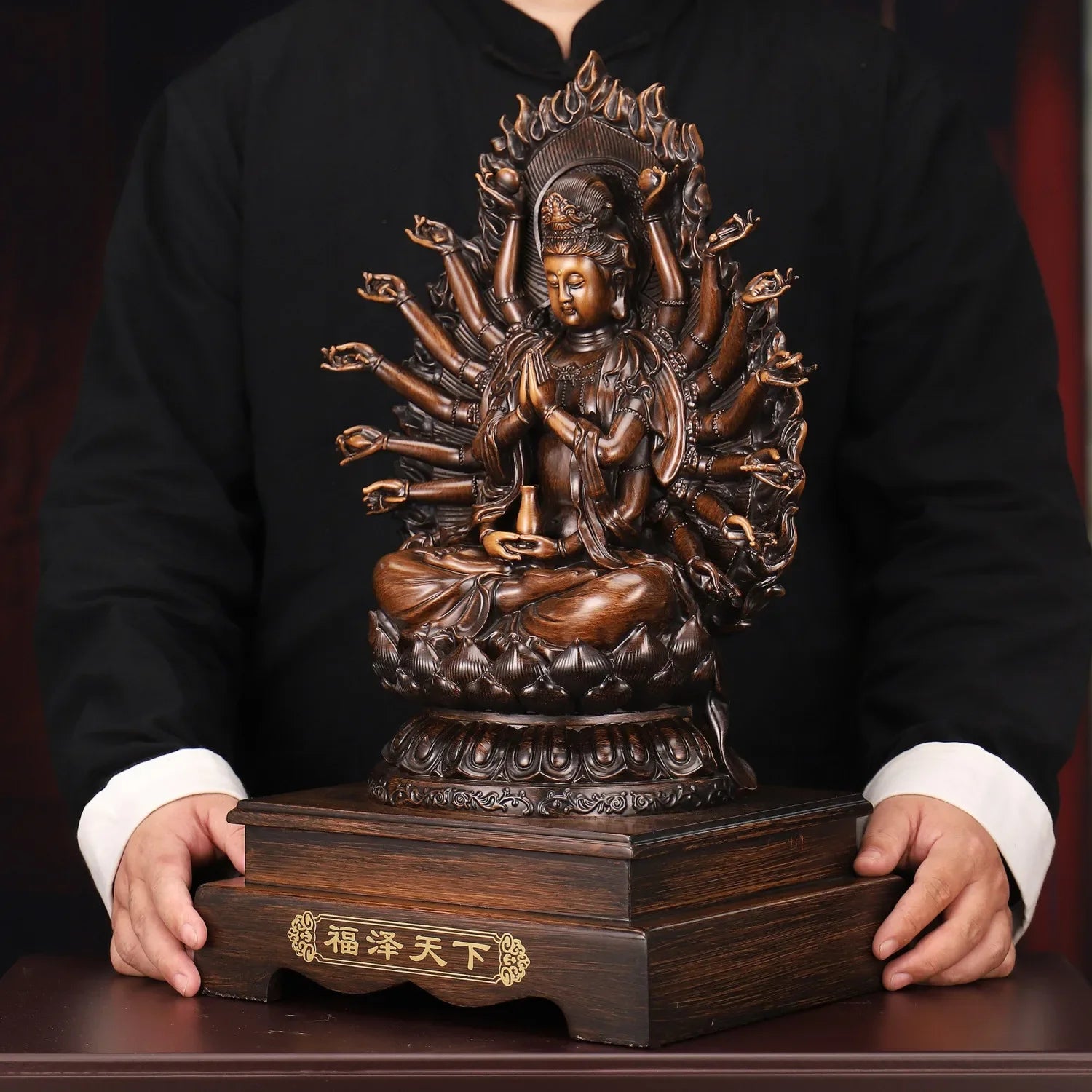 Goddess of Mercy Bodhisattva to  Attract Wealth Thousand-handed Goddess of Mercy Statue Craft Home Decor Office Gift Ritual