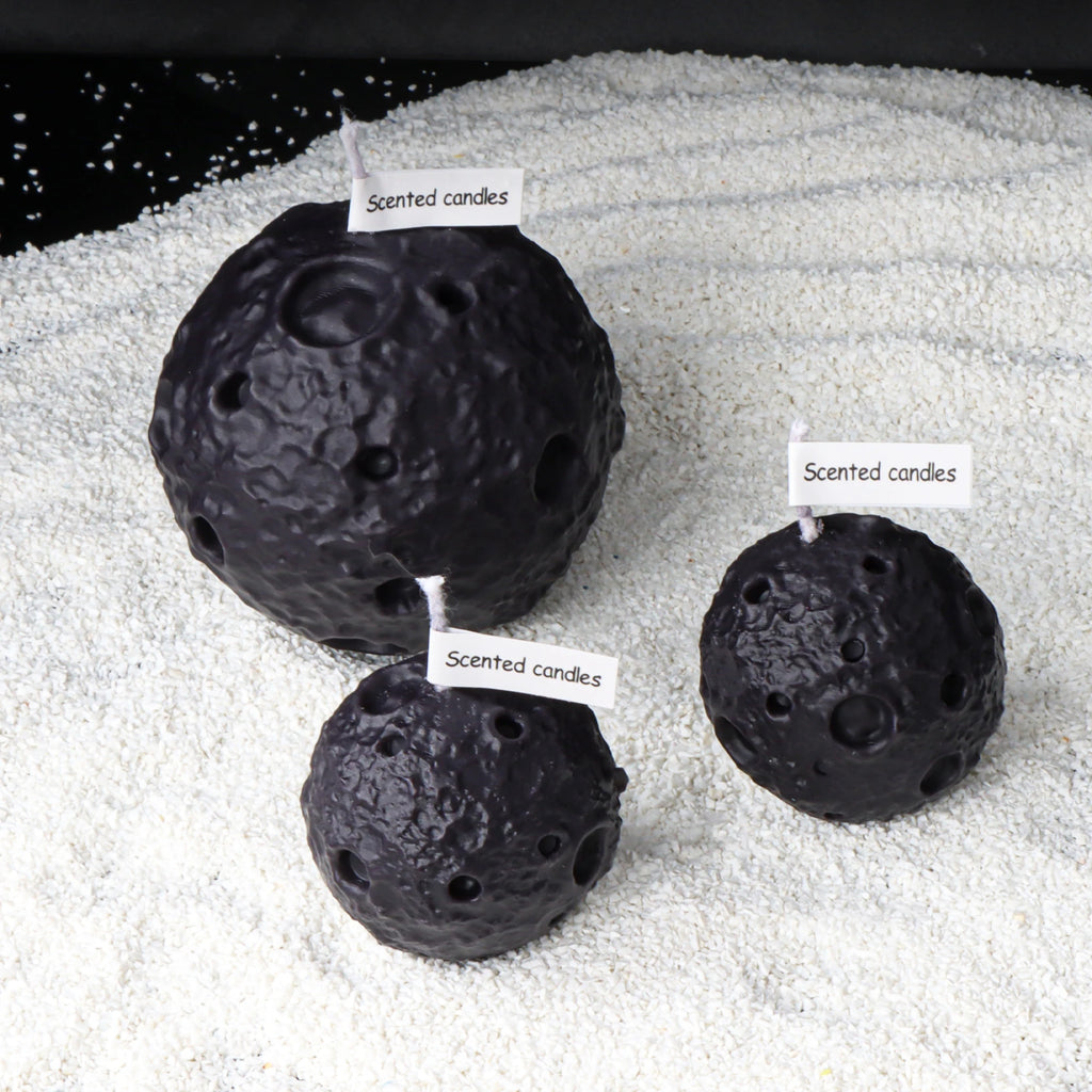 Creative Gifts Moon Shaped Scented Soy Wax Candle Set Perfect Family Bedroom Decoration Handmade Gifts